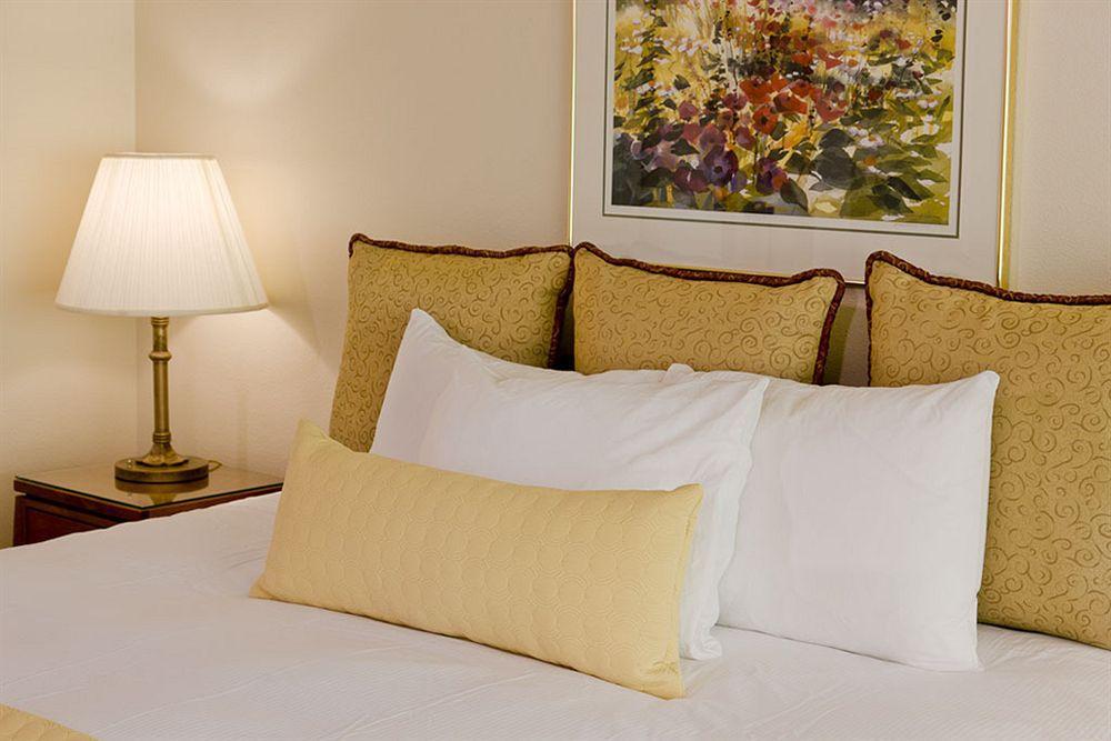 Anchorage Grand Hotel Zimmer foto